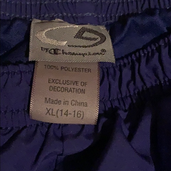 Kids athletic shorts - Picture 2 of 2